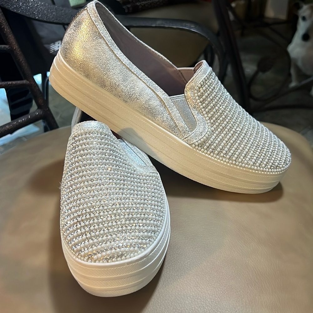Skechers size 6 slip-ons. Pearl and rhinestone on topside